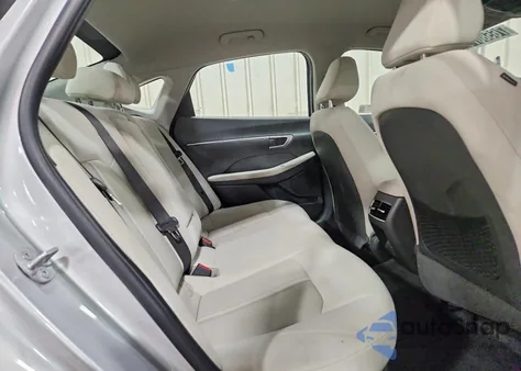 2025 Hyundai Sonata Hybrid from USA, damaged, VIN KMHL34JJ5SA105080